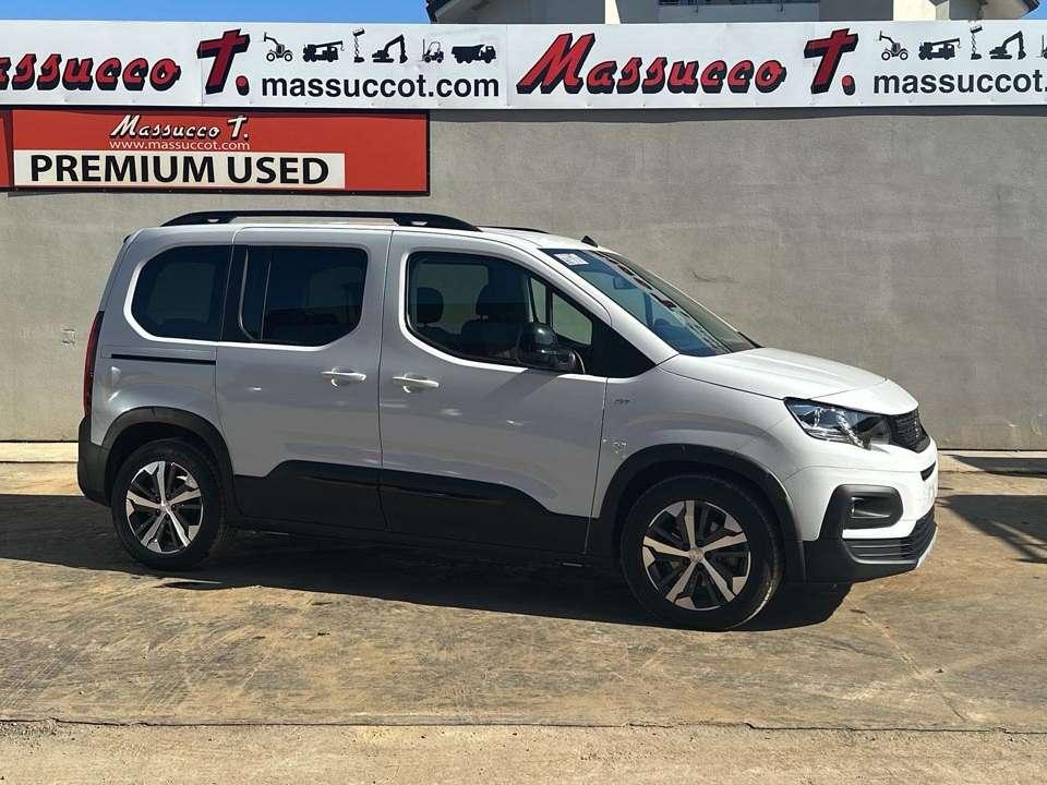 Peugeot E-RIFTER GT Photo 16