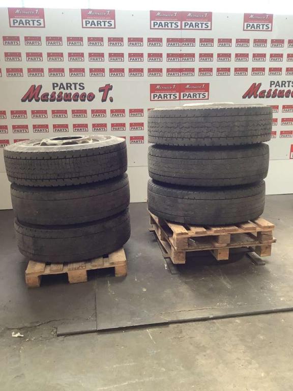 Tire with rim for Kalmar LMV 12-600 Photo 1