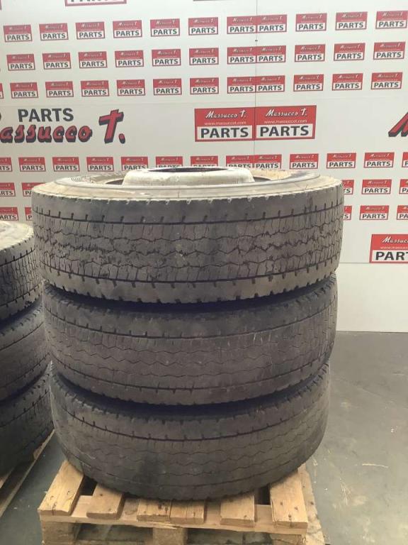 Tire with rim for Kalmar LMV 12-600 Photo 3