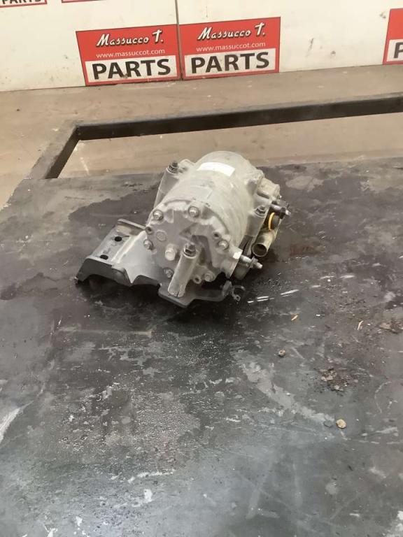 Air conditioning compressor for Volvo FH16 550 6x4 Photo 4