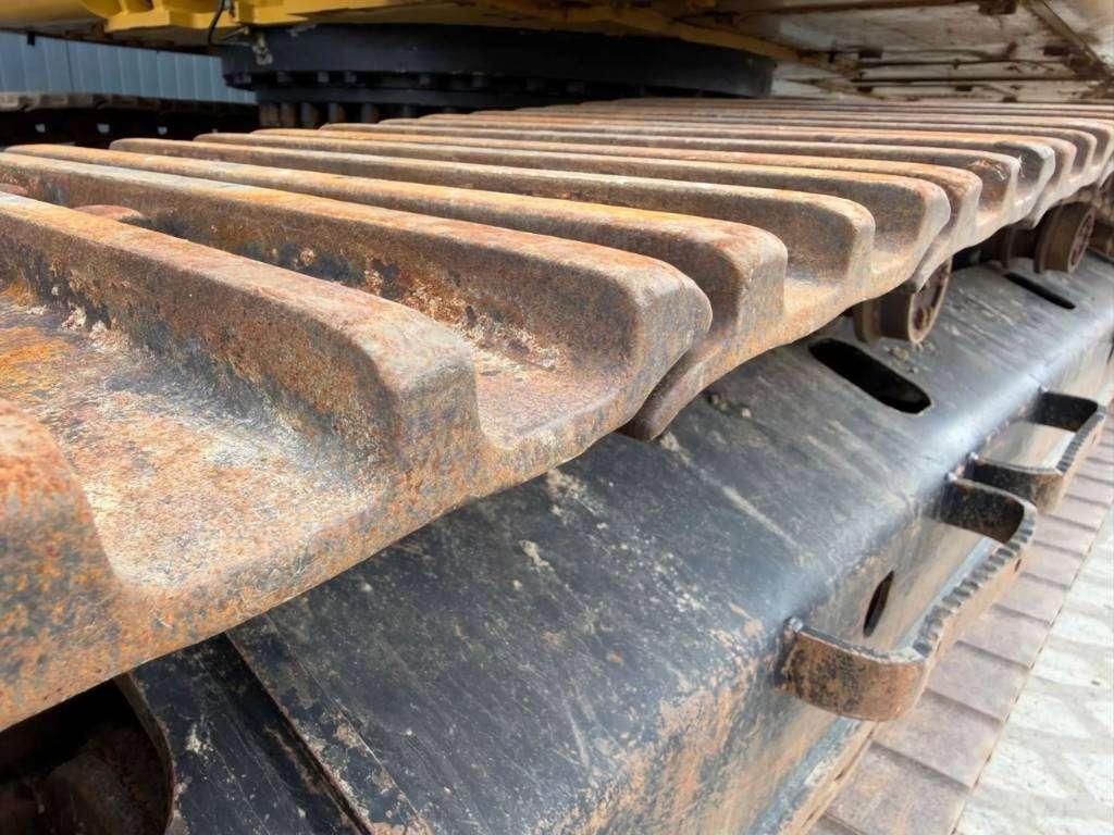 Caterpillar 330 07B Photo 26