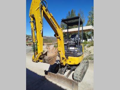 Komatsu PC16R-3HS sold by Omeco Spa