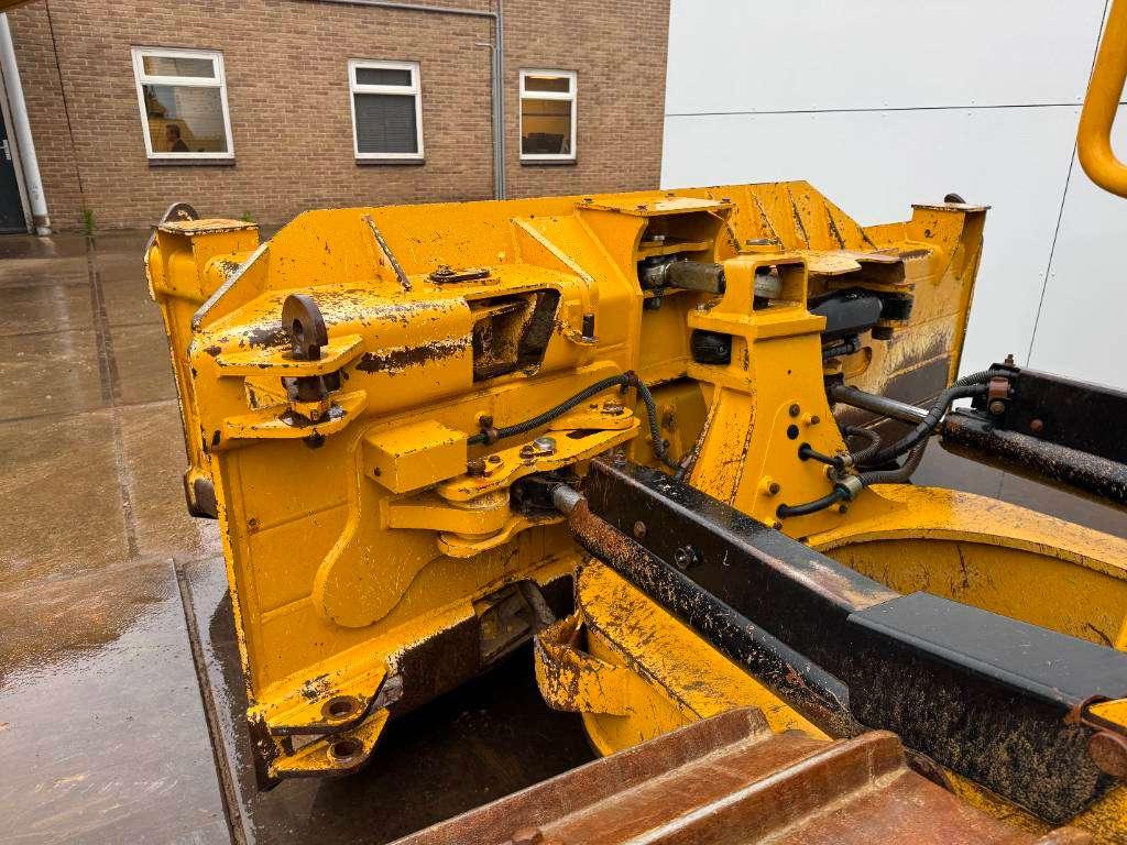 Caterpillar D6N LGP - German Machine / Folding Blade Photo 19