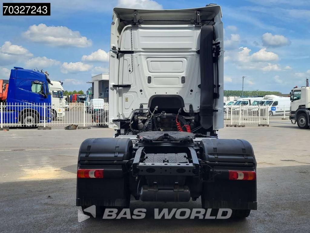 Mercedes-Benz Actros 1842 4X2 StreamSpace Retarder 70% Tyres Photo 10