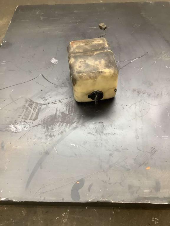 Radiator coolant reservoir for Fiat Hitachi EX 235 Photo 1