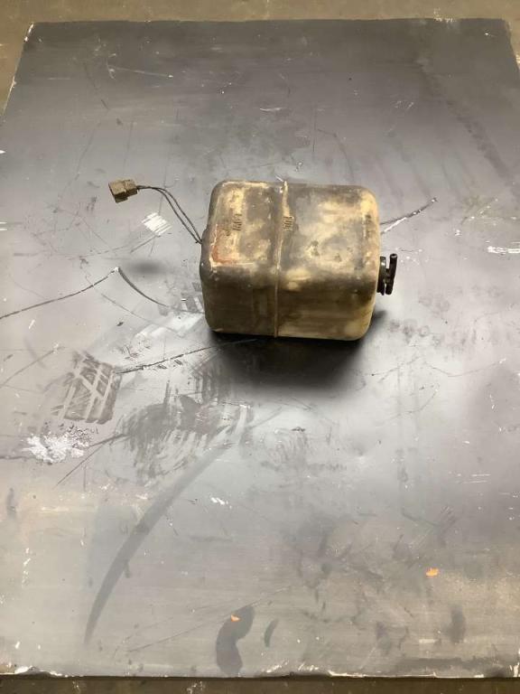 Radiator coolant reservoir for Fiat Hitachi EX 235 Photo 2