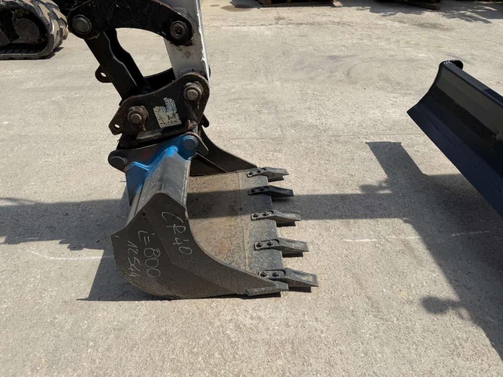 Bobcat E34 Photo 8