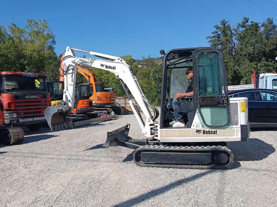 Bobcat 331 Photo 9