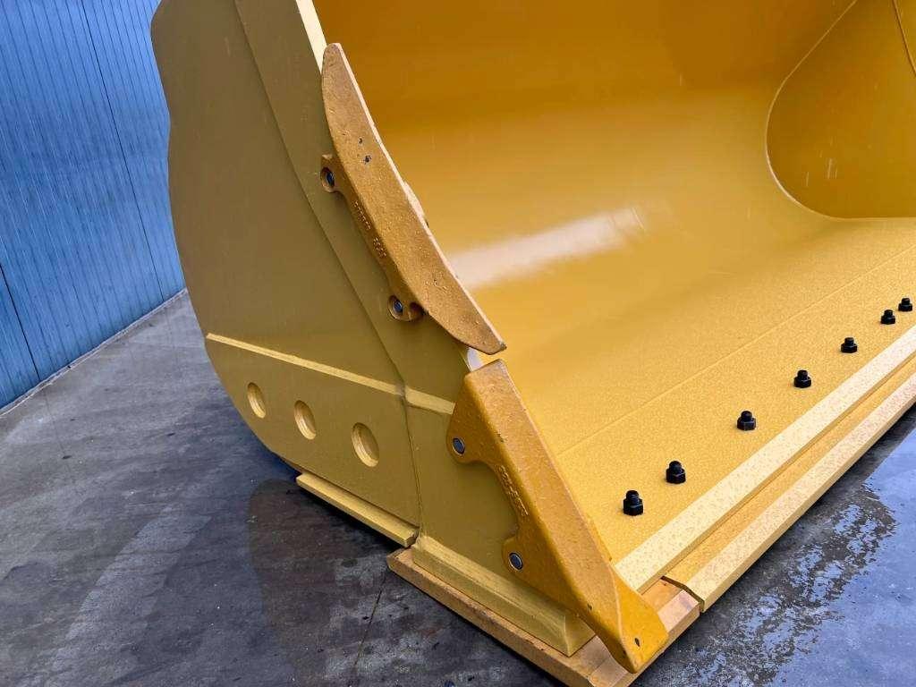 Caterpillar 980 incl. cutting edge + side protectors Photo 9