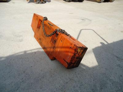 Ballast (construction machinery) for Hitachi LX170 sold by OLM 90 Srl