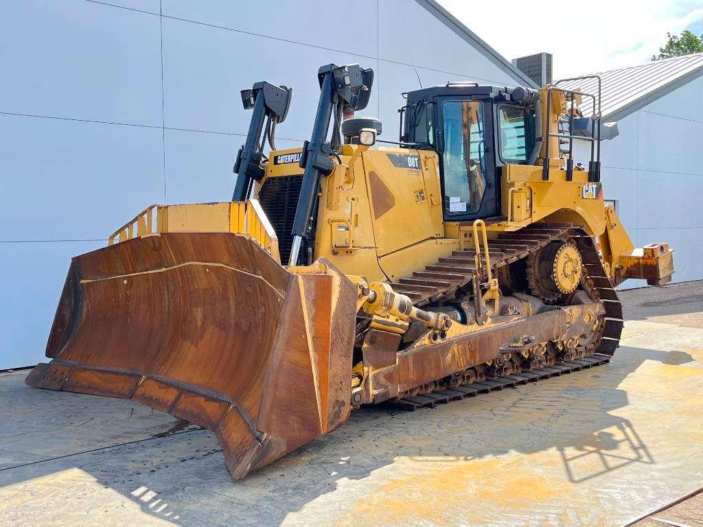 Caterpillar D8T - Ripper / German Machine Photo 2