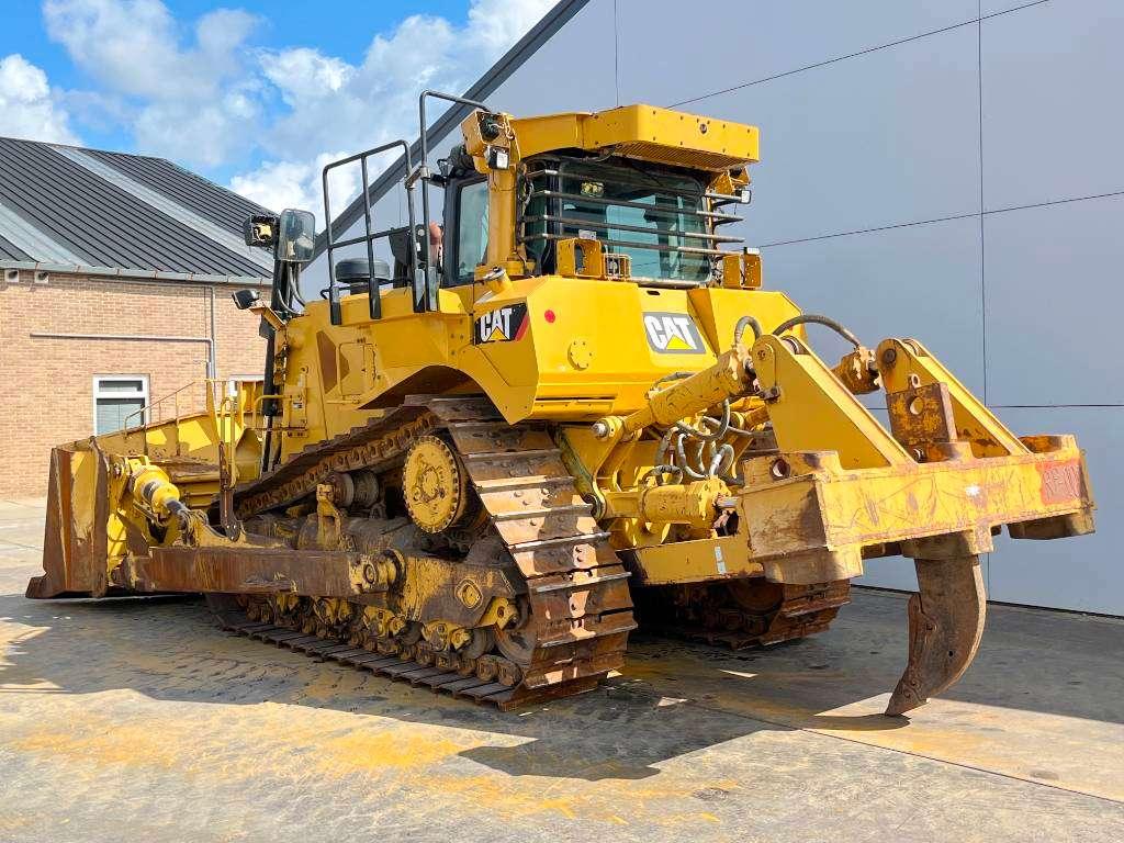 Caterpillar D8T - Ripper / German Machine Photo 3