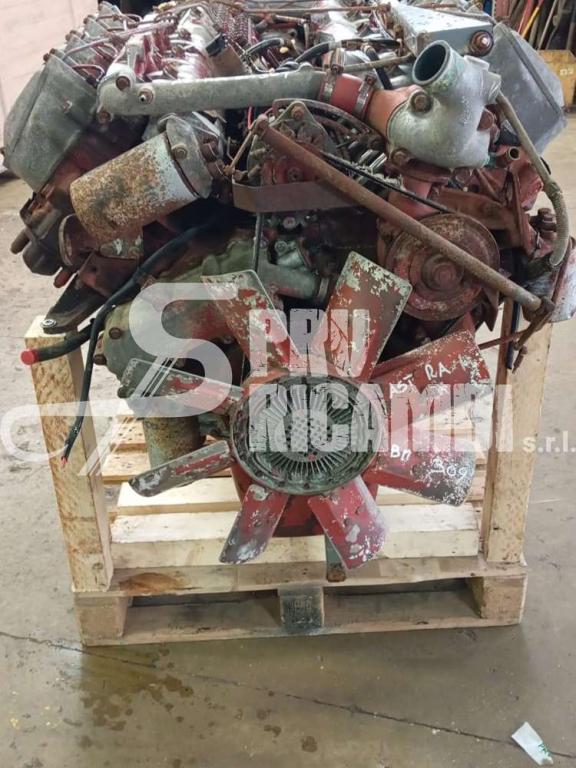 Fiat Iveco Internal combustion engine for Fiat Iveco 8280.02 Photo 4