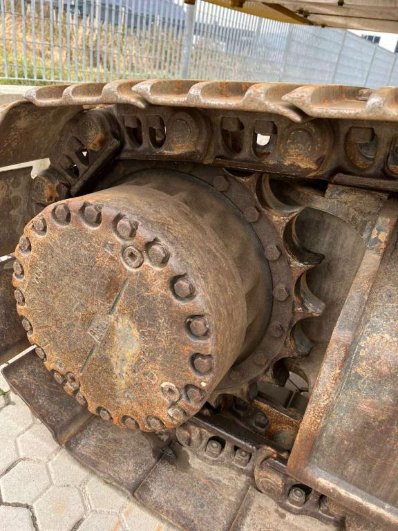 Komatsu PC210NLC-11 Photo 23