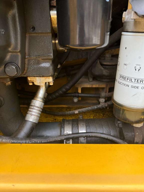 Komatsu PC210NLC-11 Photo 8