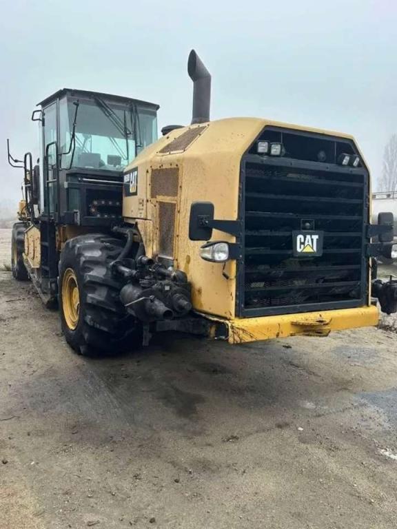 Caterpillar RM500B Photo 1