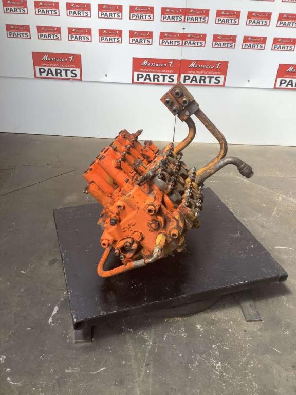 Hydraulic distributor for Fiat Hitachi FH 400 Photo 2