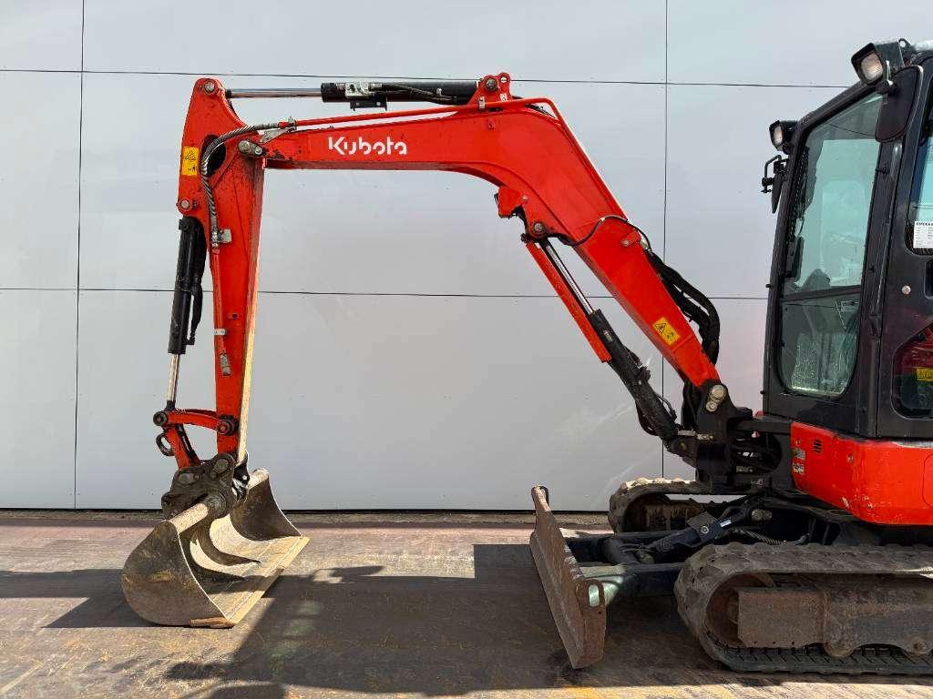 Kubota KX037-4 - Hammer Lines / Quick Coupler Photo 11