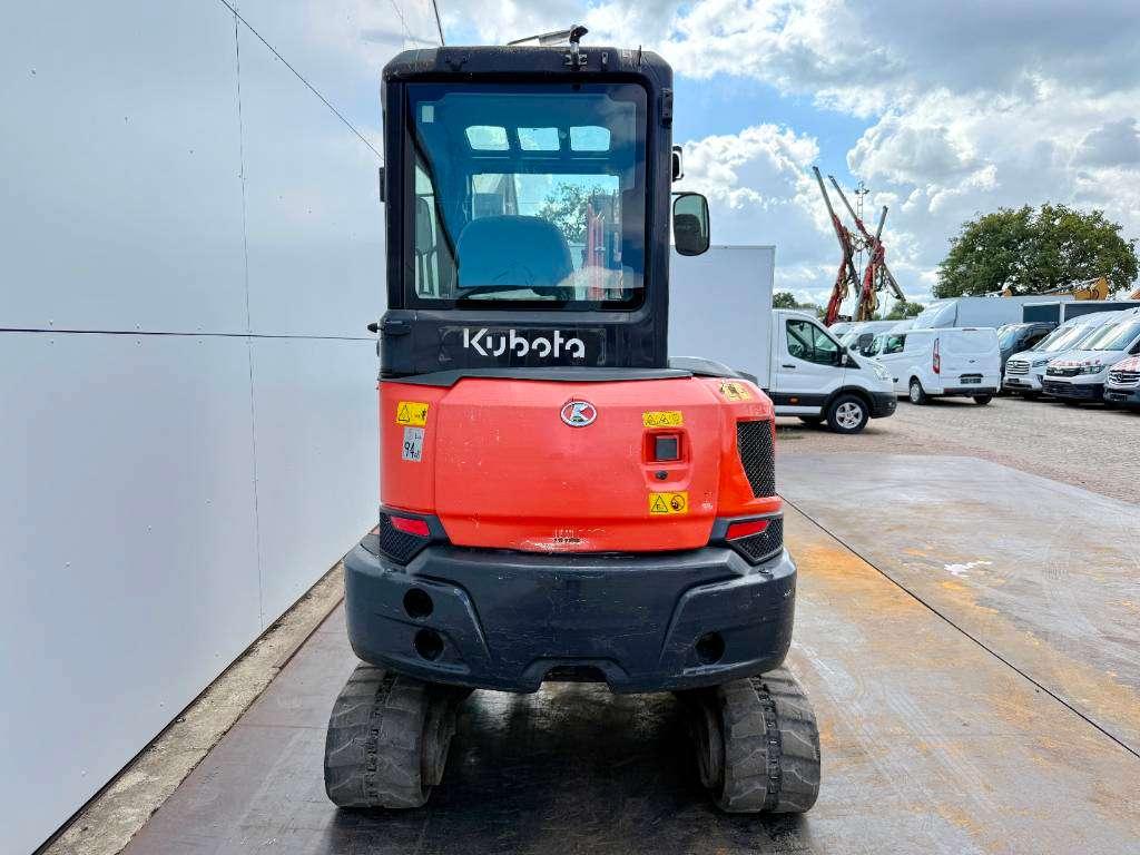 Kubota KX037-4 - Hammer Lines / Quick Coupler Photo 4