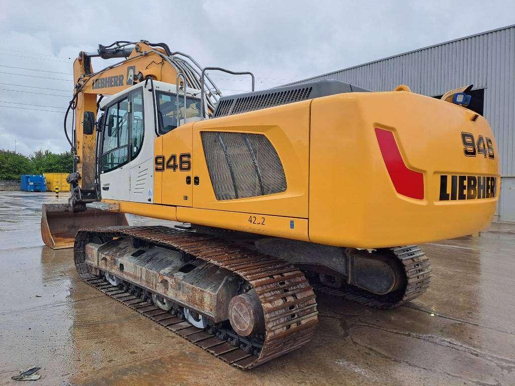 Liebherr R 946 LC Photo 2