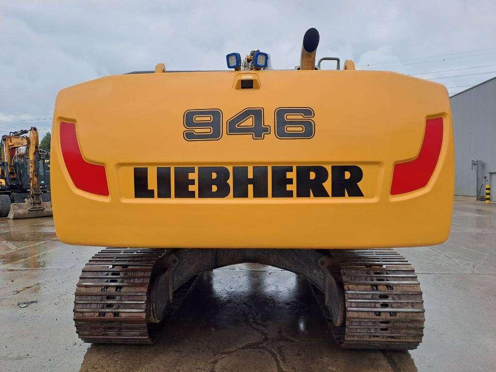 Liebherr R 946 LC Photo 3