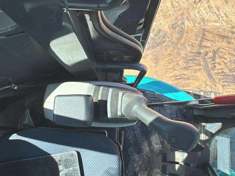 Kobelco SK28SR-6E Photo 17