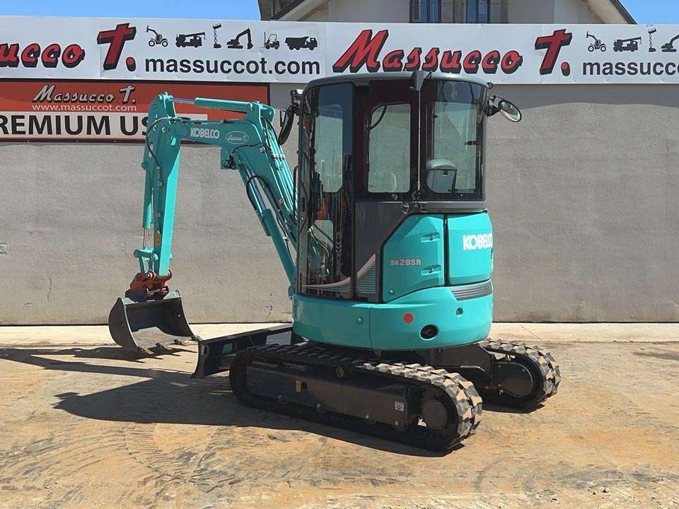 Kobelco SK28SR-6E Photo 3