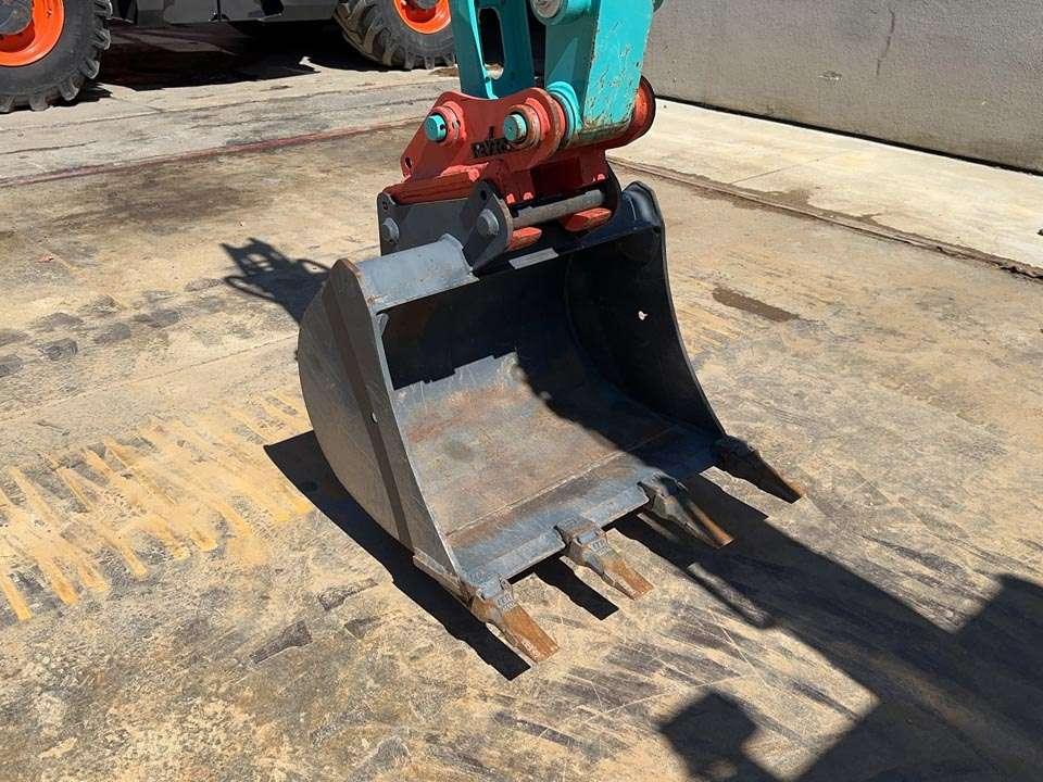 Kobelco SK28SR-6E Photo 8