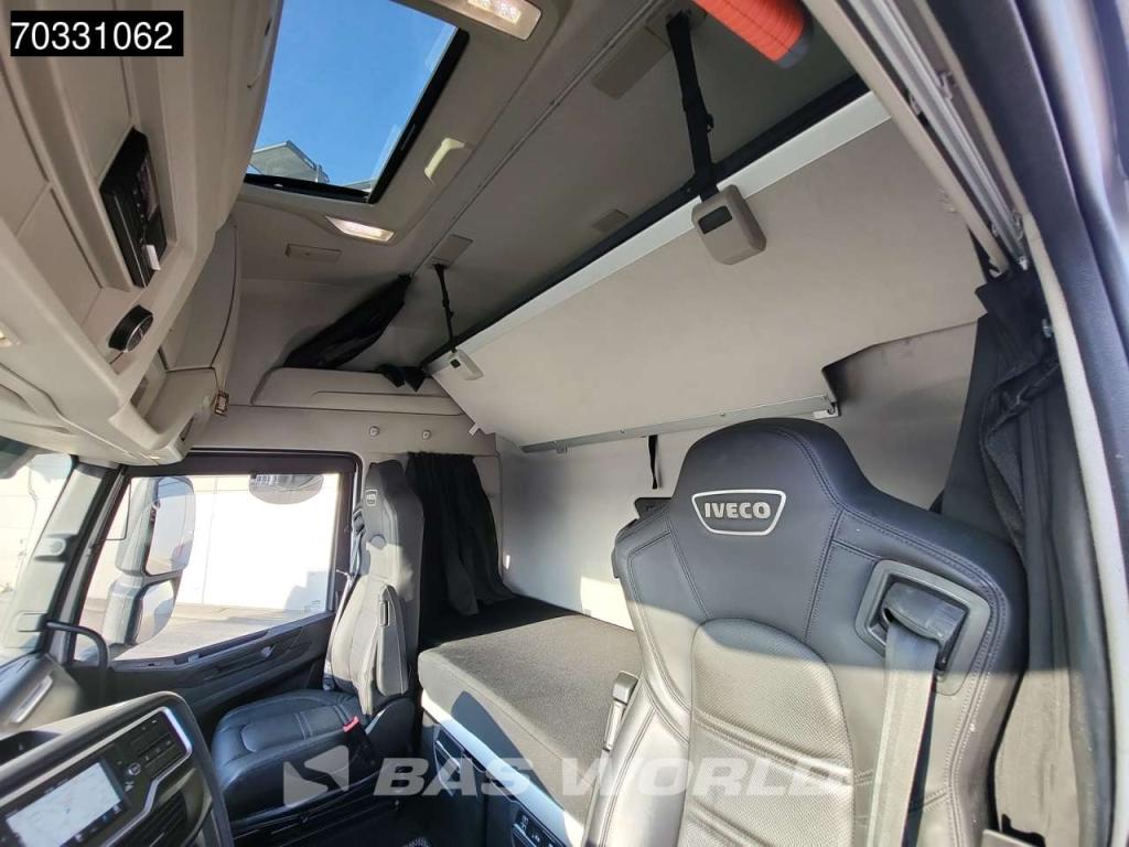 Iveco X-Way 570 6X4 Retarder Standklima ACC Navi Leder Photo 27