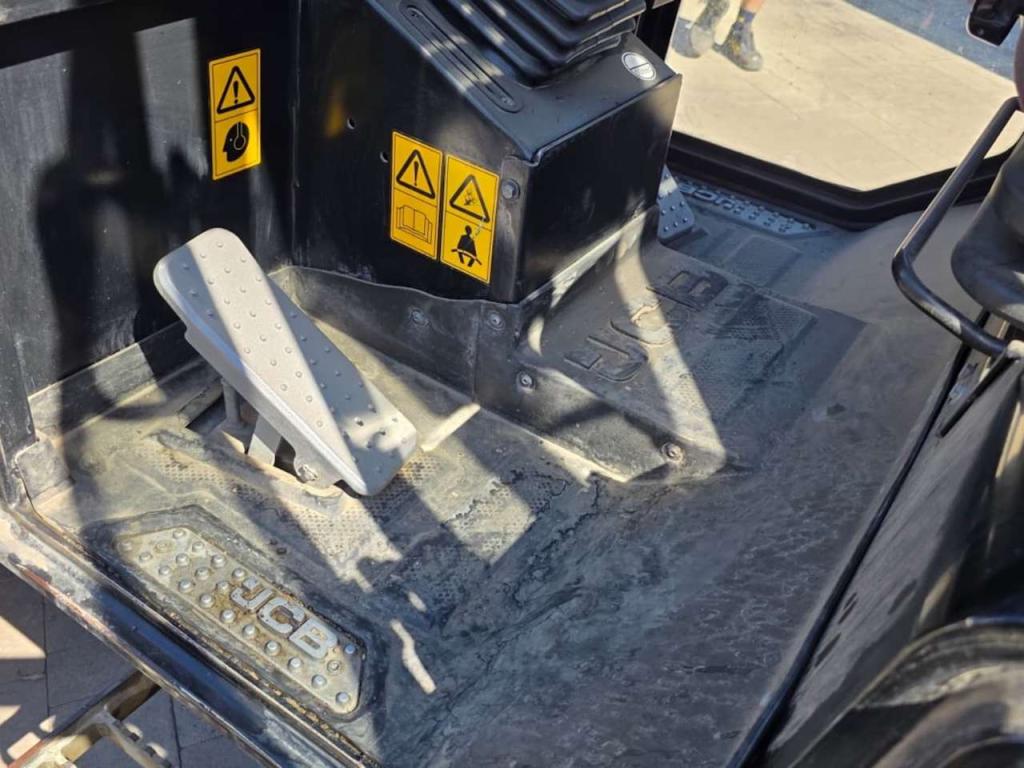 JCB 403SP Photo 8