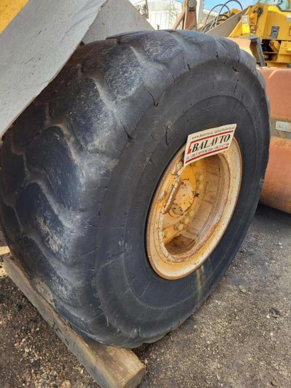 Volvo rims VOE11020575 for Volvo L110E, L120C, L120D, L120E Photo 4