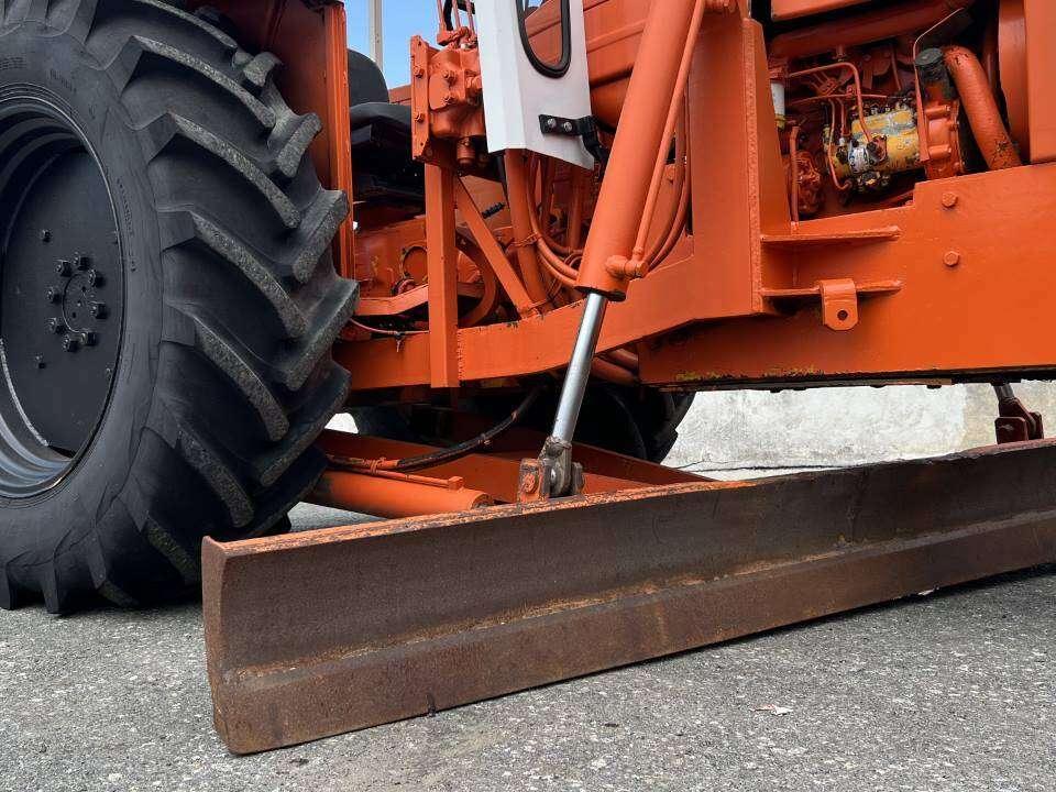 Ford 5600 4X2 Photo 4