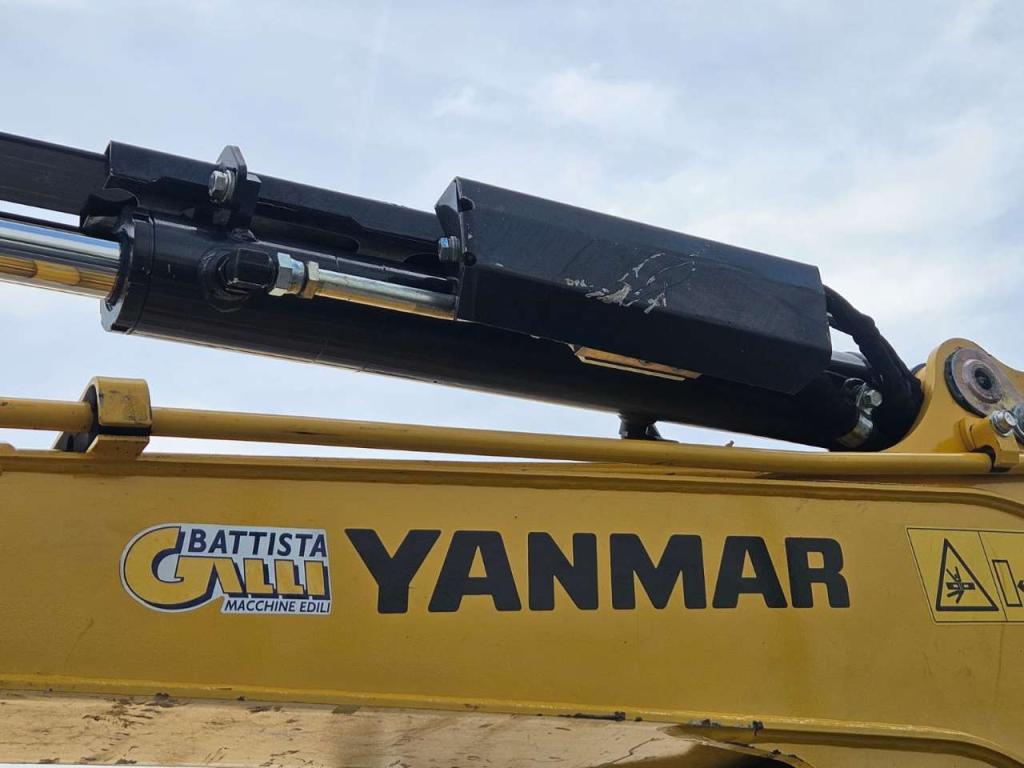 Yanmar VIO33-6 Photo 15