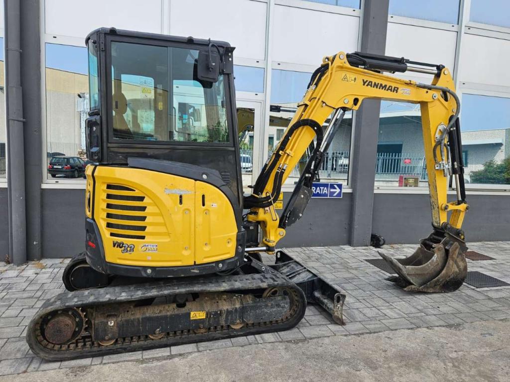 Yanmar VIO33-6 Photo 4