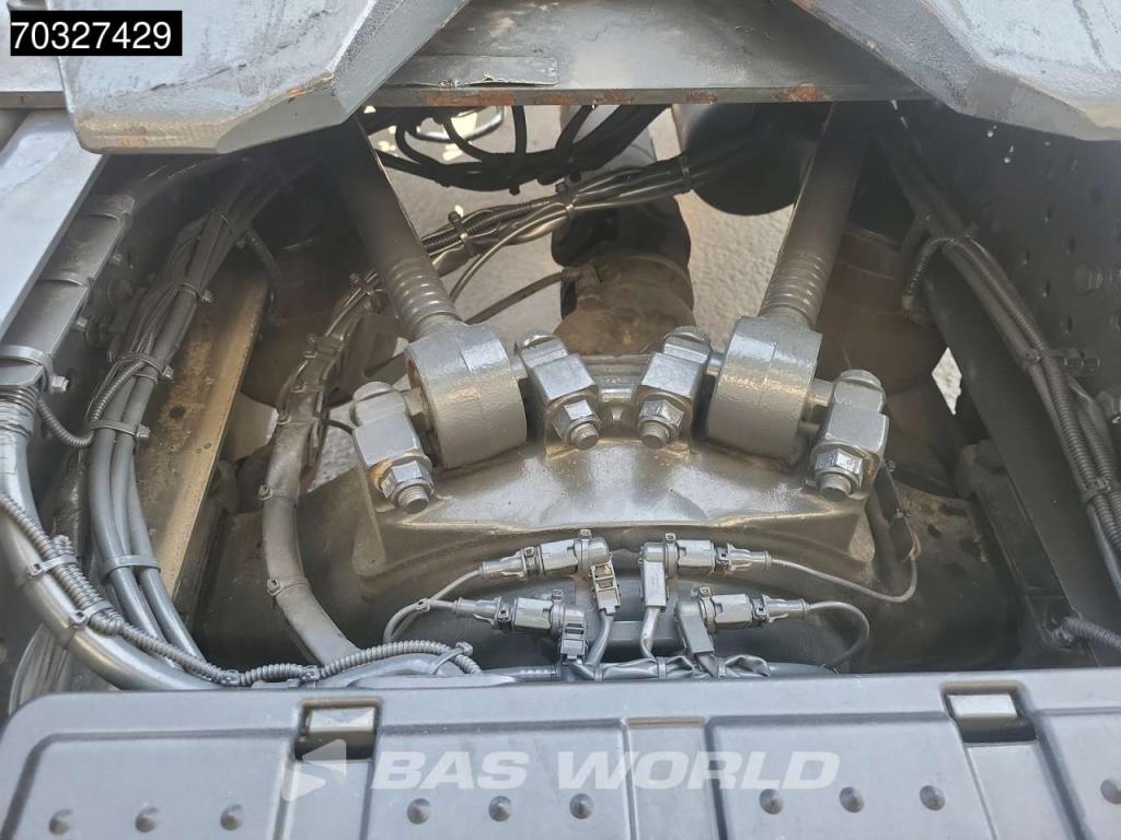 Mercedes-Benz Actros 1851 4X2 BigSpace 2x Tanks Standklima Photo 13