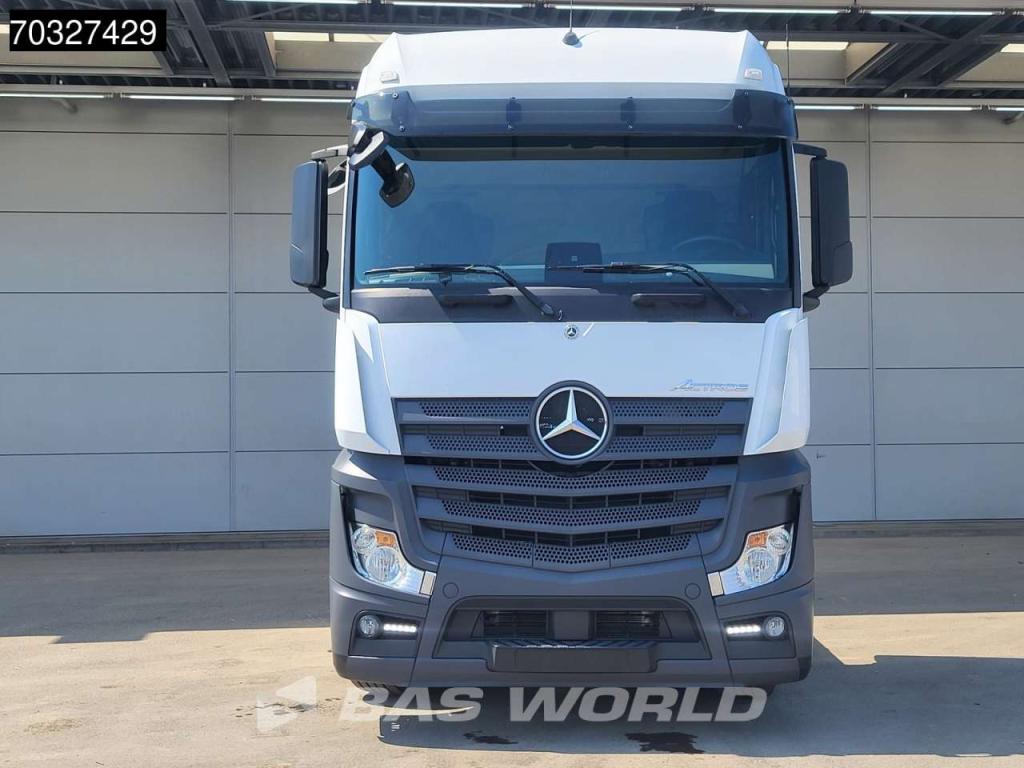 Mercedes-Benz Actros 1851 4X2 BigSpace 2x Tanks Standklima Photo 8