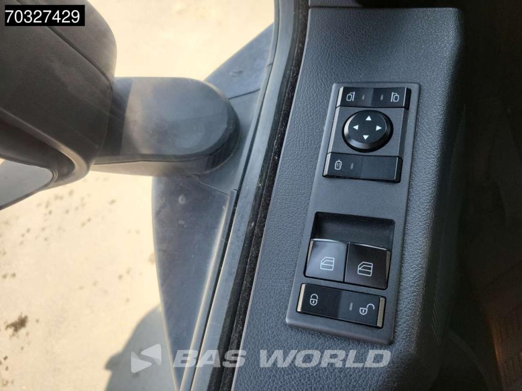 Mercedes Actros 1851 4X2 BigSpace 2x Tanks Standklima Photo 27
