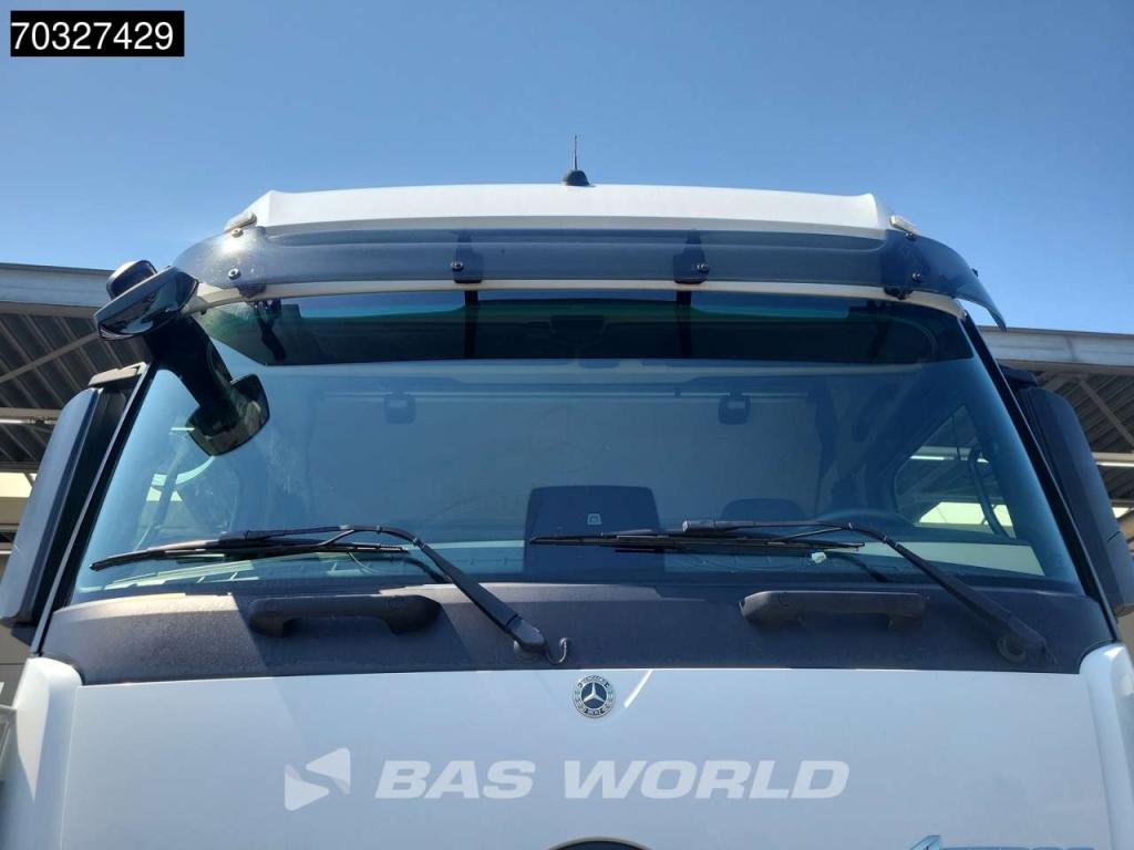 Mercedes Actros 1851 4X2 BigSpace 2x Tanks Standklima Photo 9