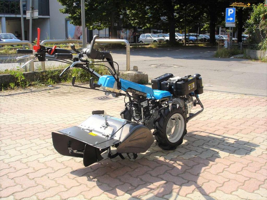 Bertolini 407 S - MOTORE EMAK DIESEL Photo 3
