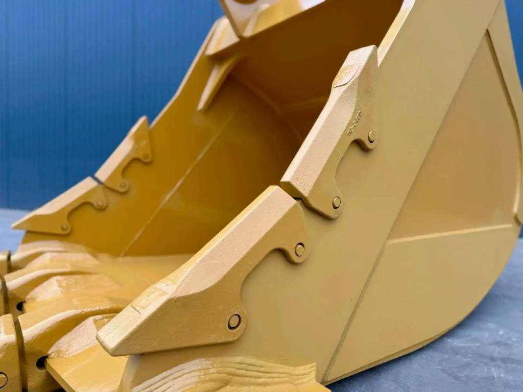 Caterpillar 349D2 - TB Rock Bucket Photo 10