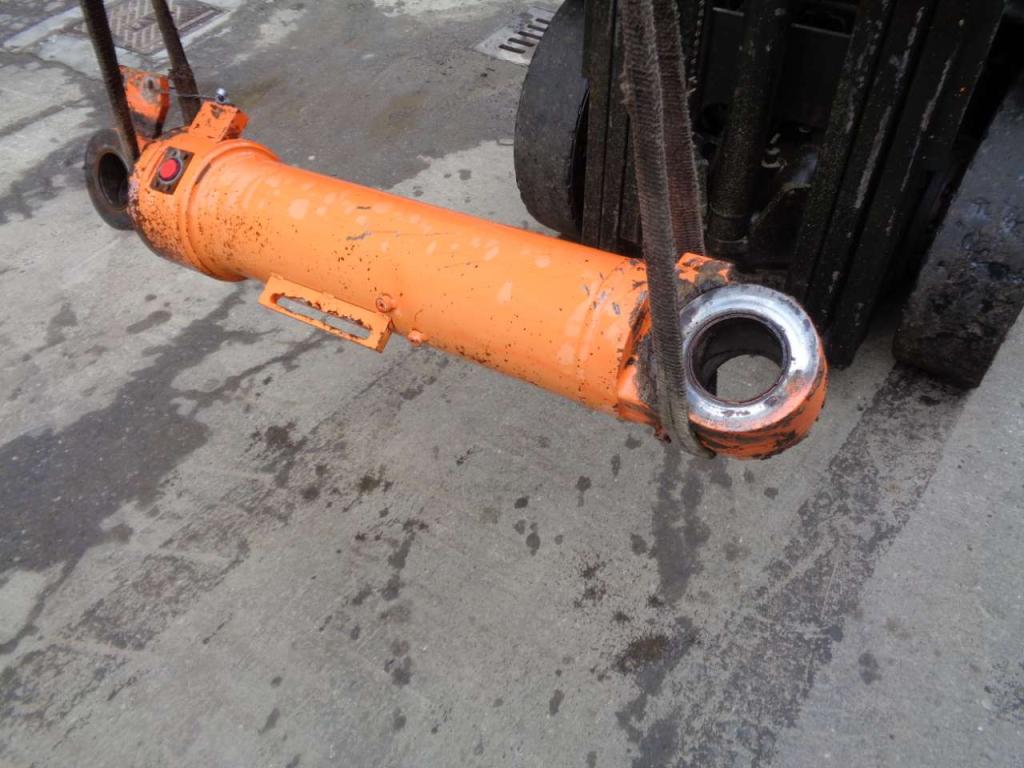 Bucket rotation piston for Doosan - Daewoo Mega 500 Photo 2