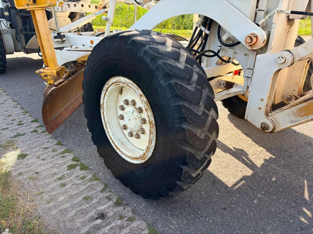 Caterpillar 120M2 Photo 13