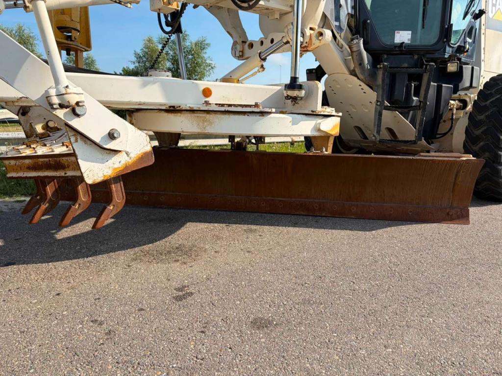 Caterpillar 120M2 Photo 17