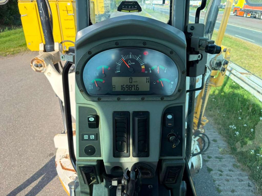Caterpillar 120M2 Photo 28