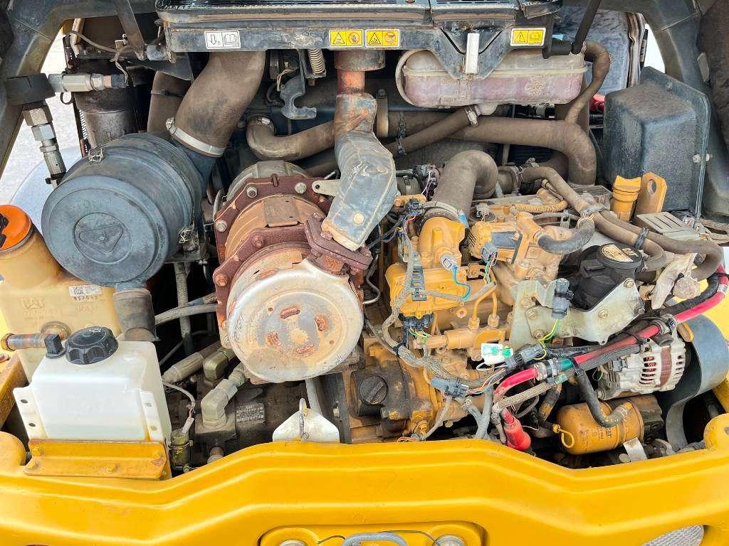 Caterpillar 908M - Bucket + Forks / Automatic Greasing Photo 26