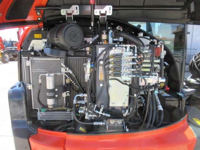Kubota KX060-5 Photo 15