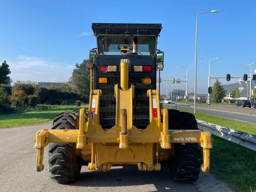 Caterpillar 140k Photo 4