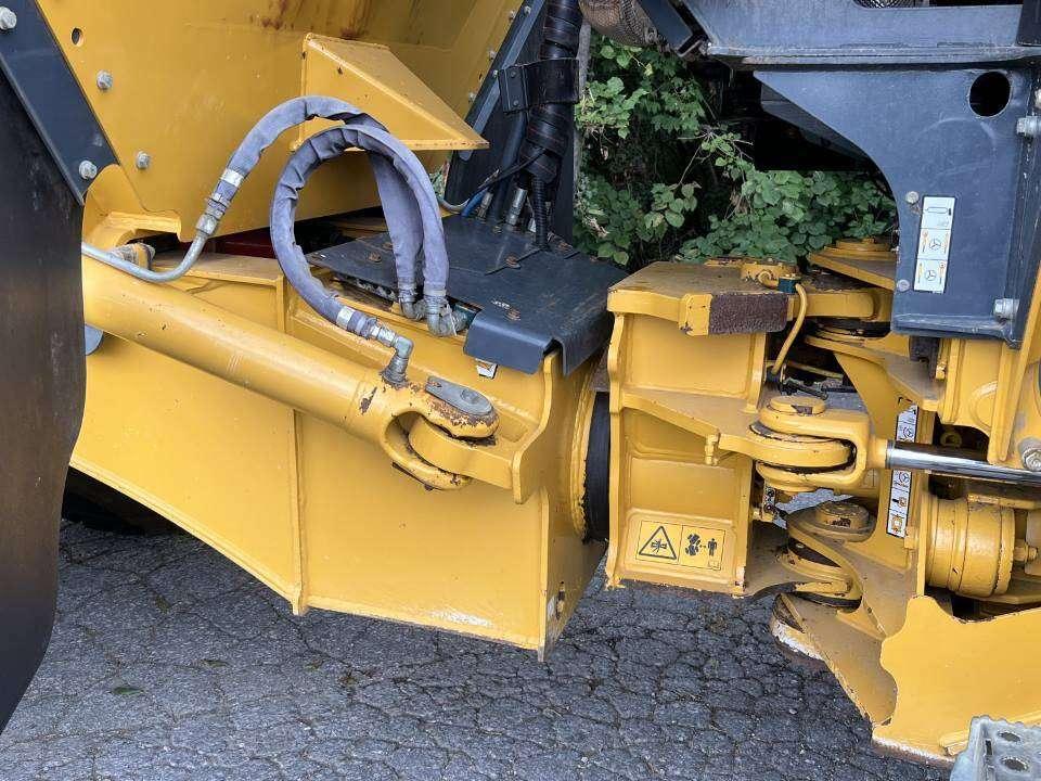 Bell B20E 6X6 Photo 9