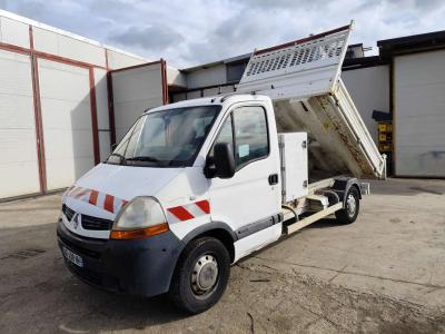 Renault MASTER DCI 120 sold by Procida Macchine S.r.l.