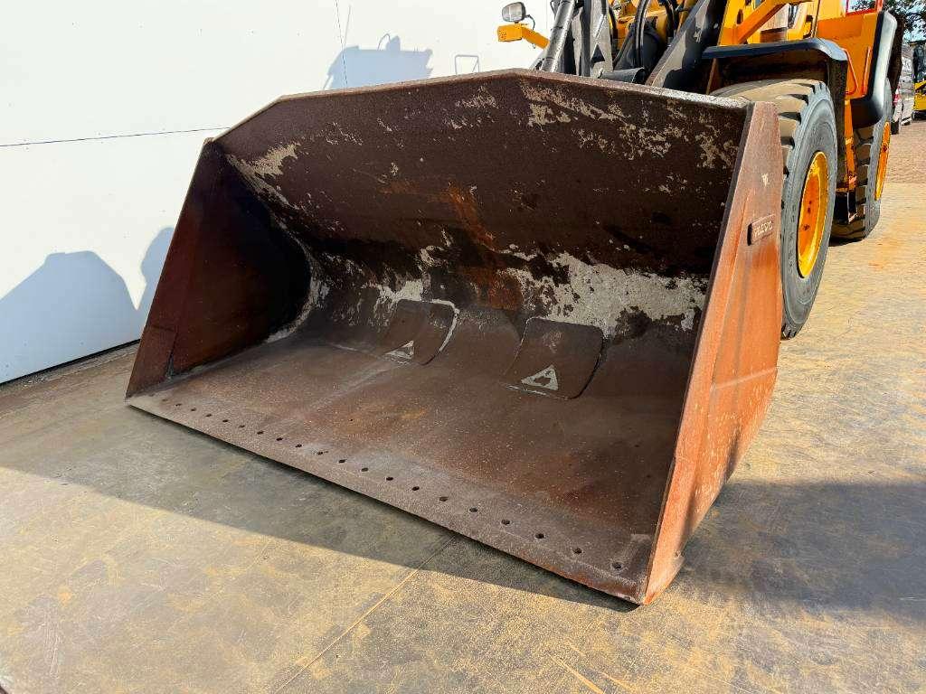 Volvo L150H - CDC Steering / Automatic Greasing Photo 22